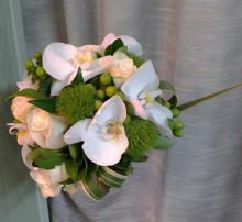 Bouquet mariée avec orchidées et roses blanches  - Boutique Vergez Tarnos